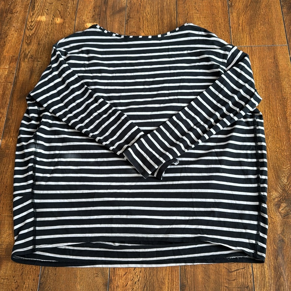 Lululemon Black and White Striped Top